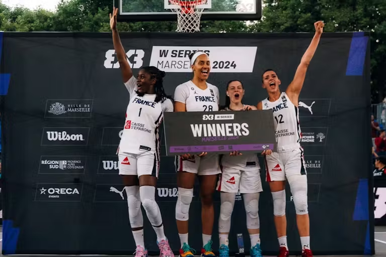 Le basket 3×3, locomotive économique du basket au féminin ?