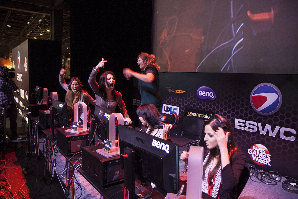 L&rsquo;e-sport au féminin, nouvelle cible des marques