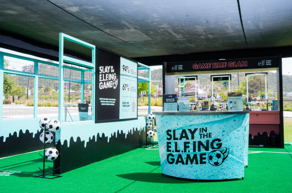 Pop-up d'activation du sponsoring entre ELF et la NWSL