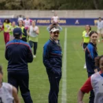 Illustration de la série Ted Lasso pendant un entrainement de l'équipe féminine