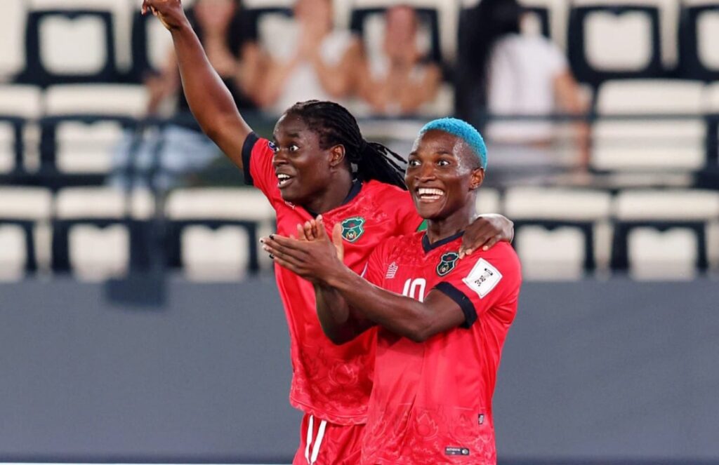 Temwa et Tabitha Chawinga
